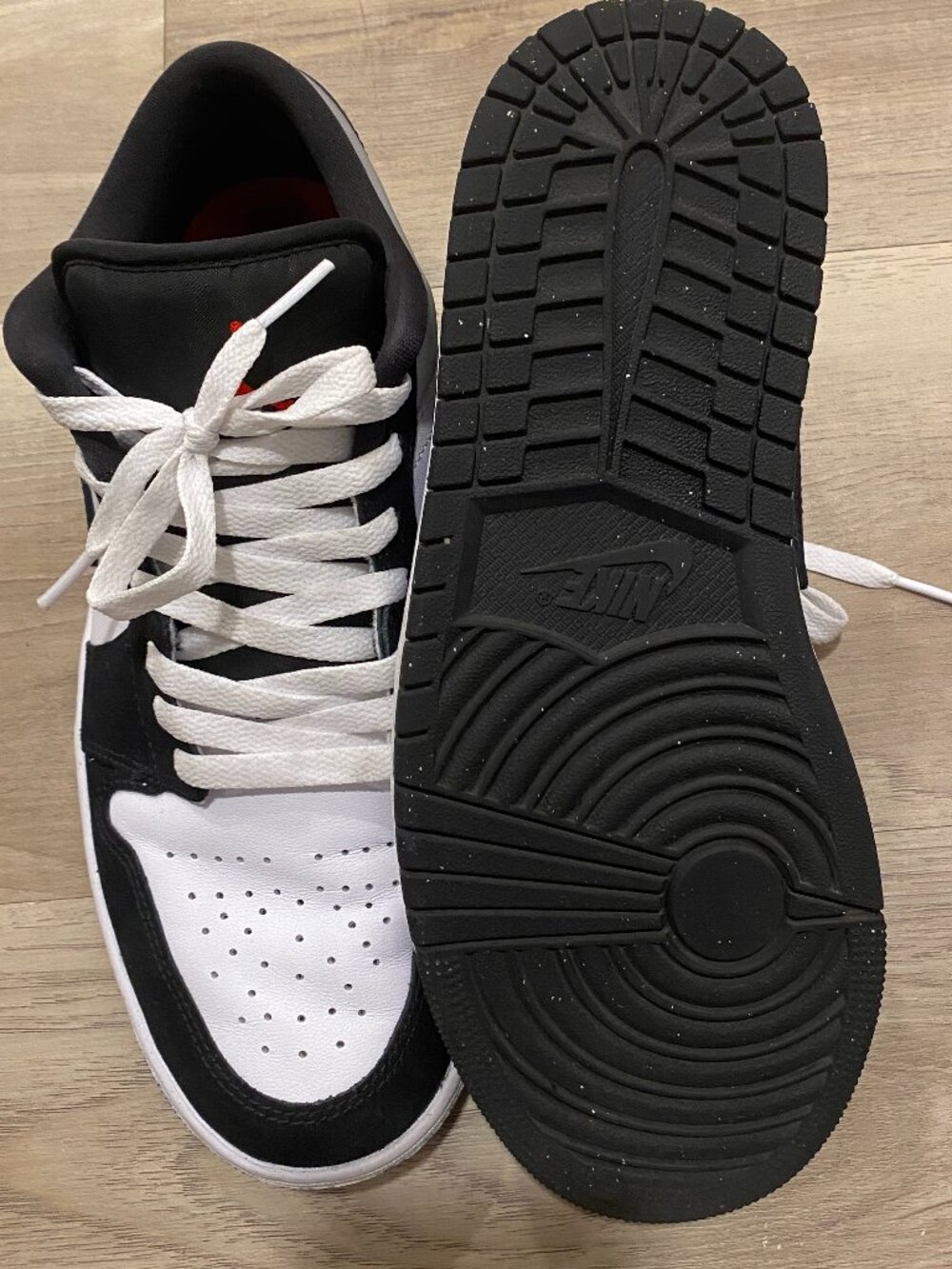 Air Jordan 1 Low SE Matte Silver Men’s 9 - Picture 10 of 11